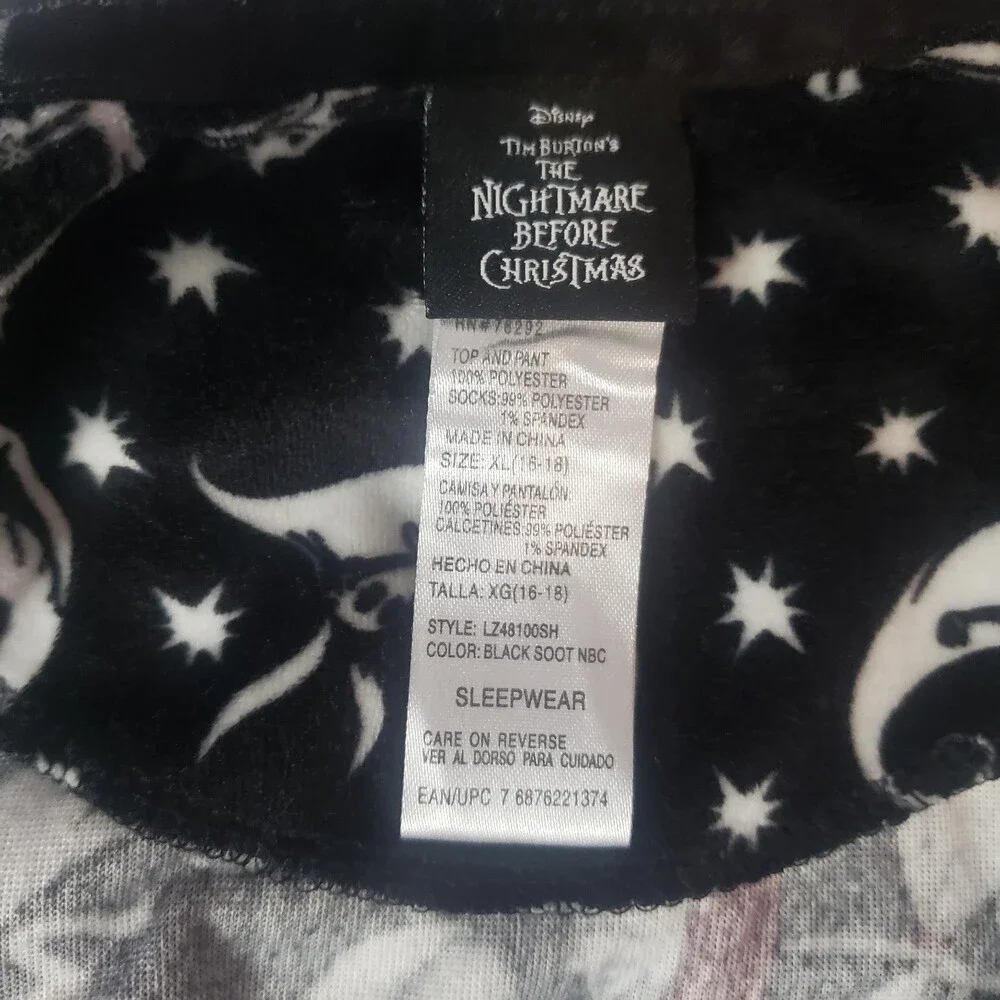 NIGHTMARE BEFORE CHRISTMAS Sleepwear Black Pajamas Top & Bottom Size XL - Picture 6 of 10